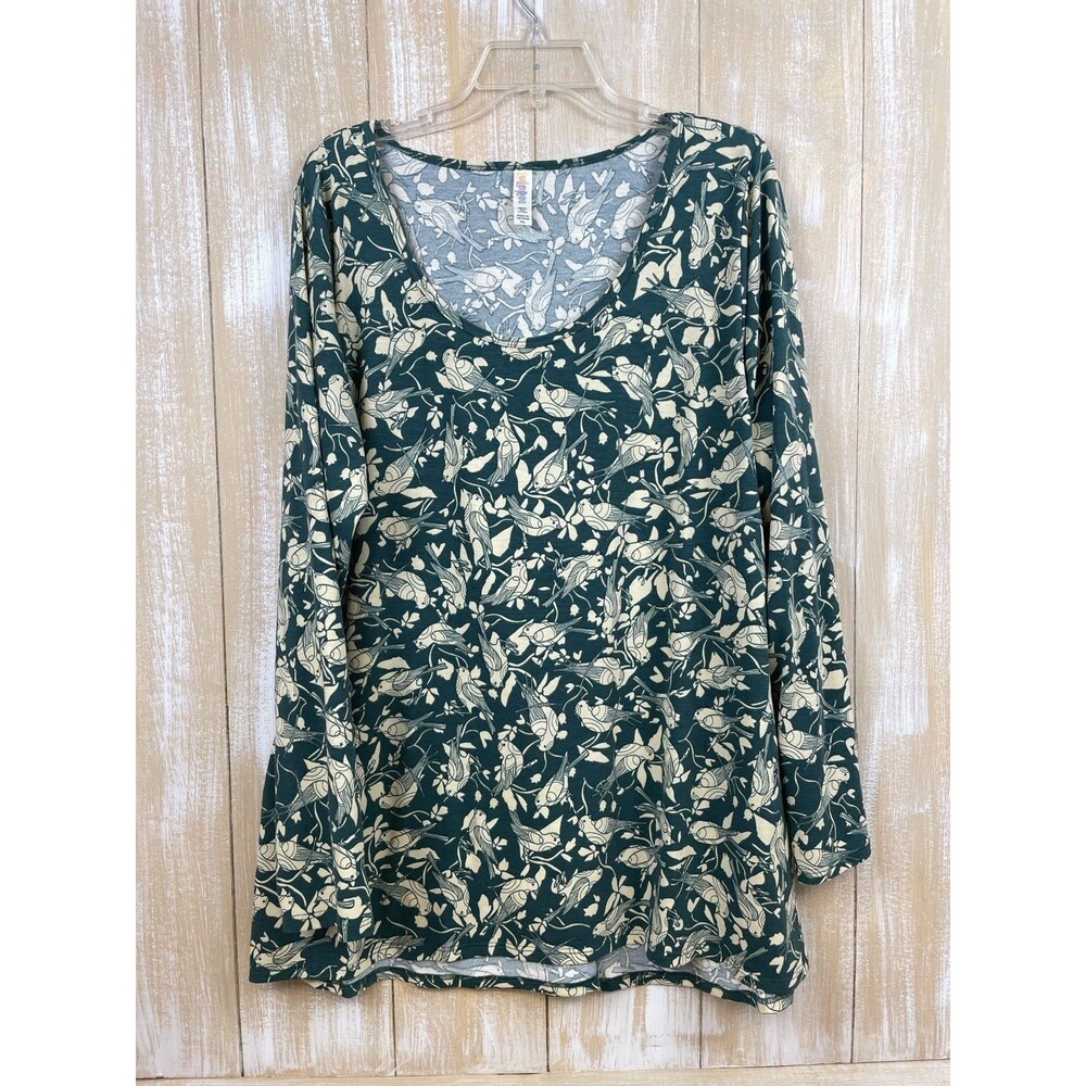 Lularoe Women's Lynnae Green with Cream Colored Birds Top Size 3XL Long Sleeve